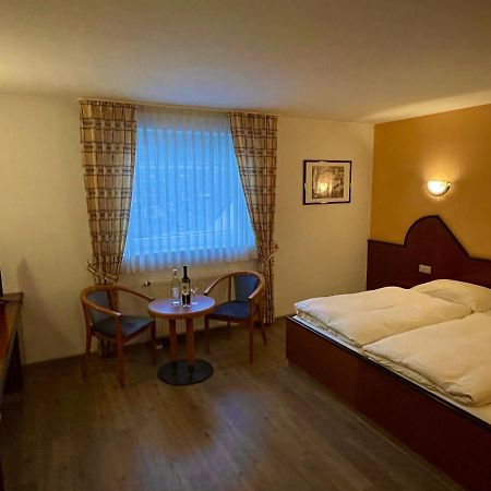 Hotel Haus Hubertus Elsdorf Kültér fotó