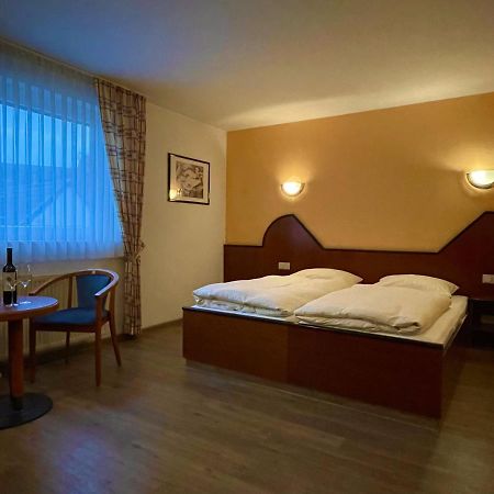 Hotel Haus Hubertus Elsdorf Kültér fotó