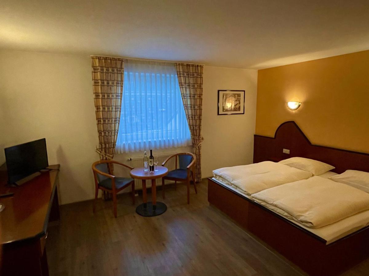 Hotel Haus Hubertus Elsdorf Kültér fotó